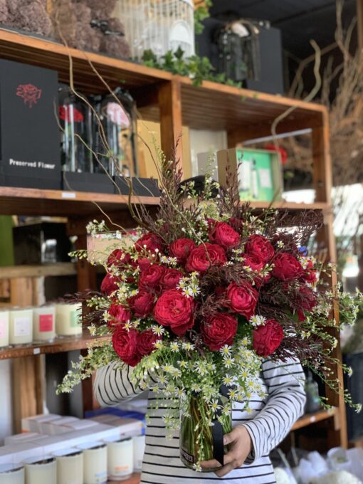 dracula's kiss flower bouquet