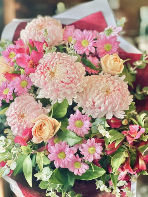 Mixed of Pink Flowers Deluxe